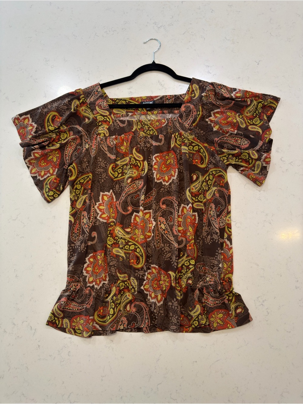 Apt. 9 Brown Paisley Short Sleeve Ruffle Hem Blouse